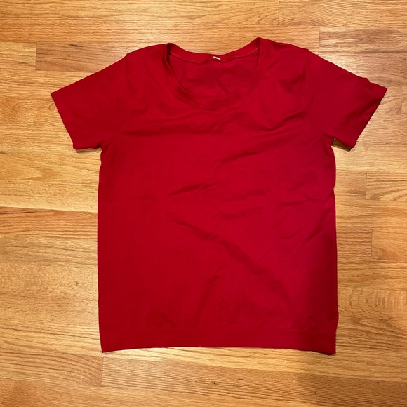 Lululemon Swiftly Relaxed Short Sleeve Red - Picture 3 of 7